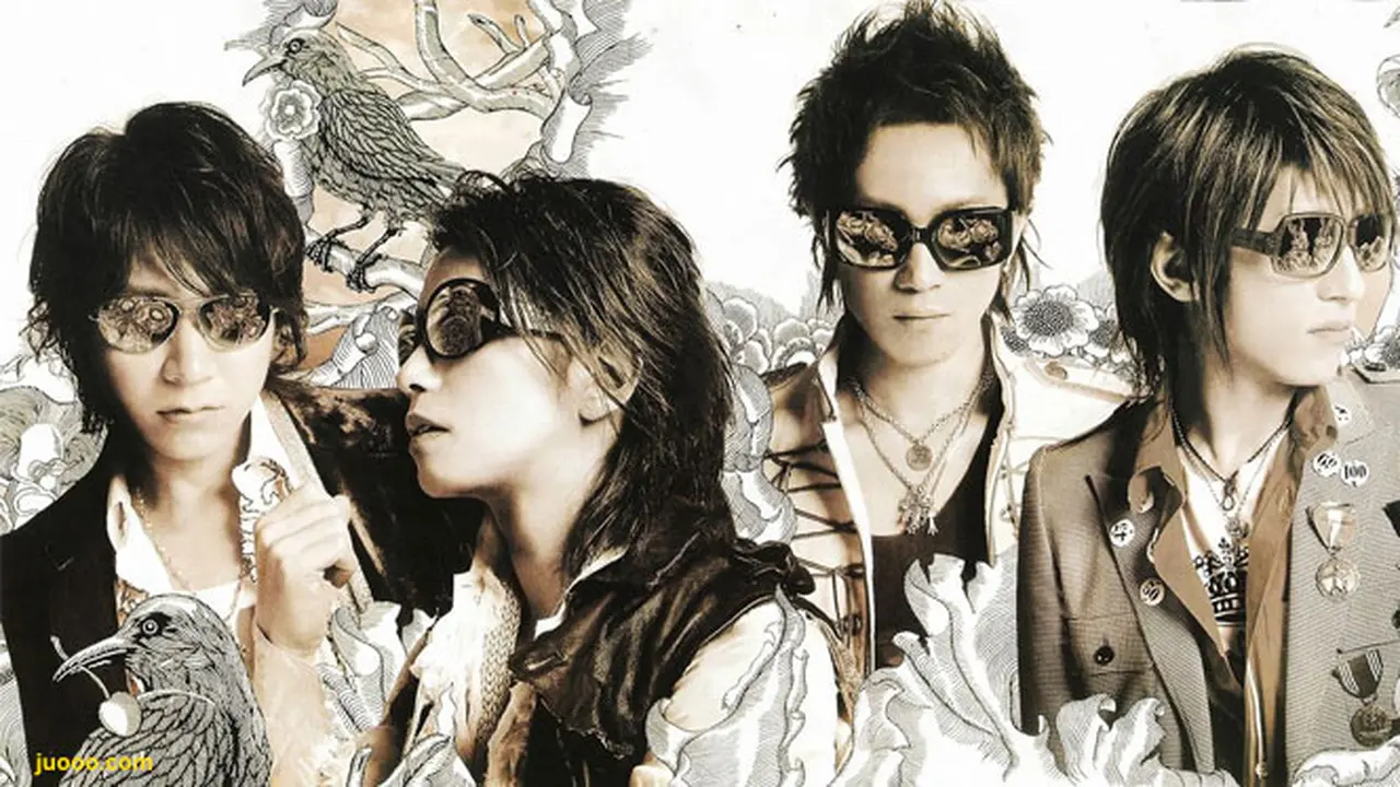 l-arc-en-ciel-130430b.jpg