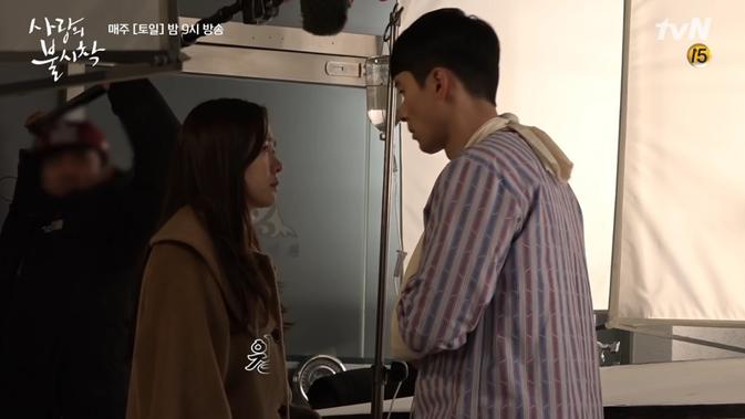 Suasana di Balik Layar Crash Landing on You (YouTube/ tvN DRAMA)