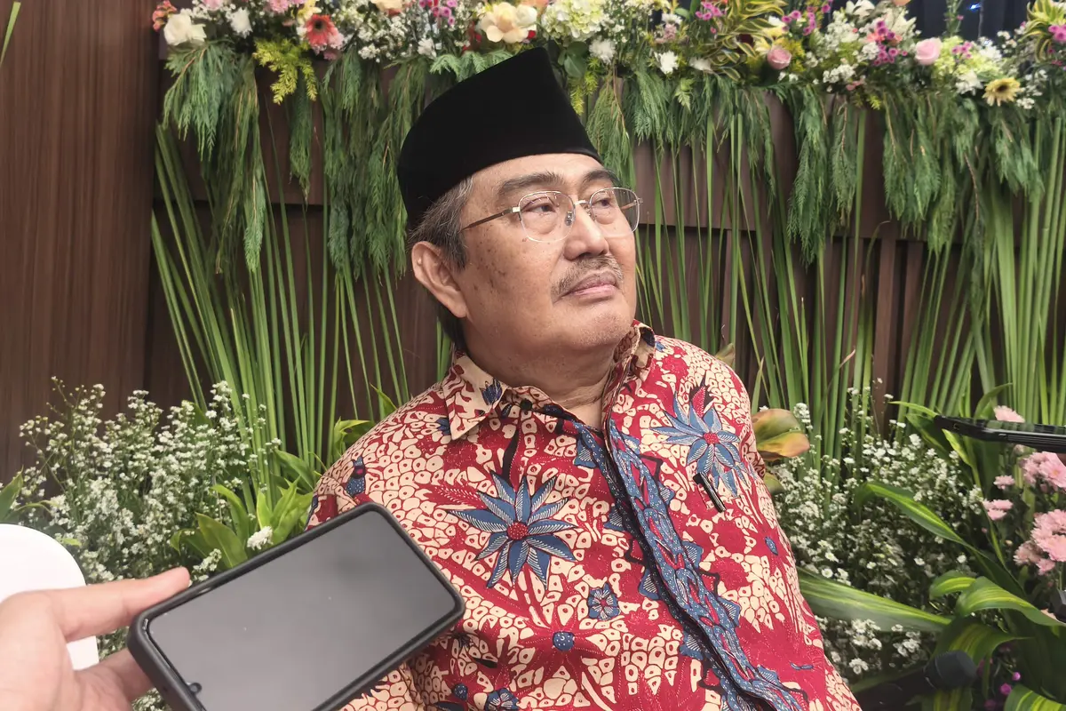Jimly saat  peluncuran buku 'Etika Yang Melembaga' di Gedung Dewan Kehormatan Penyelenggara Pemilu (DKPP)