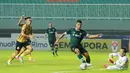 Setelah ditinggal Ciro Alves pindah ke Persib Bandung, kini Persikabo punya Gustavo Tocantins (kanan). Penyerang asal Brasil berusia 26 tahun ini sudah mencetak lima gol untuk Persikabo 1973 di BRI Liga 1 musim ini. Ia menjadi top skor sementara klub itu. (Bola.com/M Iqbal Ichsan)