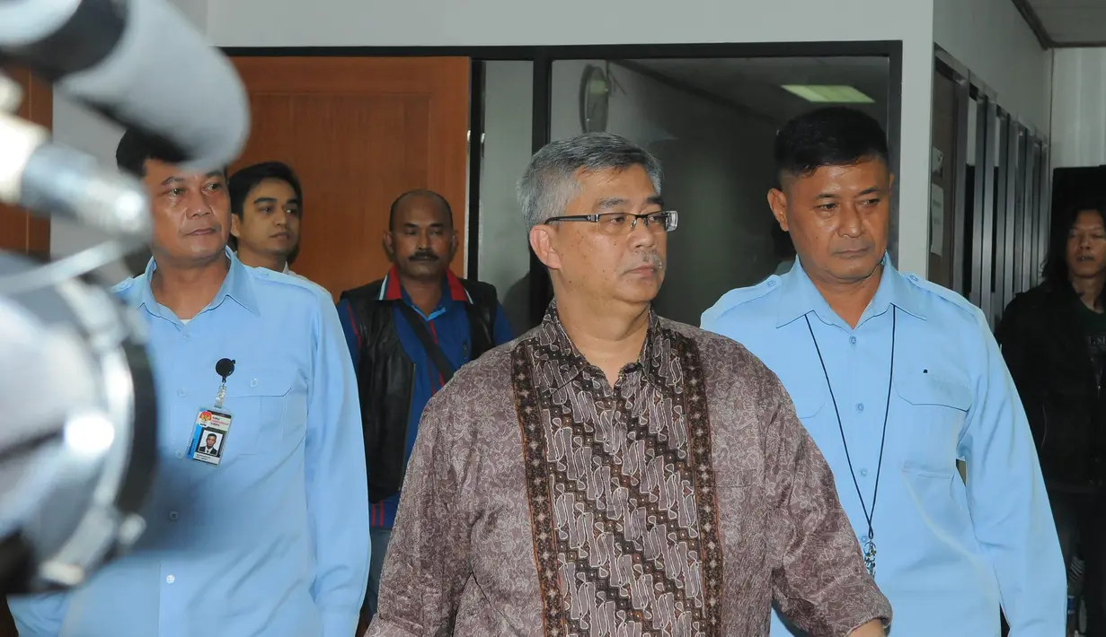Kamis (13/03/14) Akil Mochtar kembali menjalani sidang dugaan suap sengketa Pilkada Lebak, Banten (Liputan6.com/Herman Zakharia)
