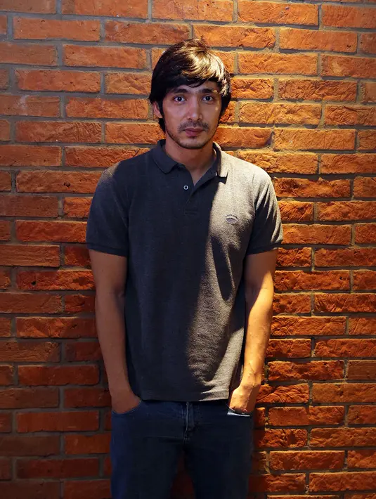 Tak hanya gencar mempromosikan film ‘Negeri Van Oranje’ ke semua lapisan masyarakat, Abimana Aryasatya juga sangat senang film yang dibintanginya ini bisa dinikmati oleh pejabat pemerintahan. (Deki Prayoga/Bintang.com)