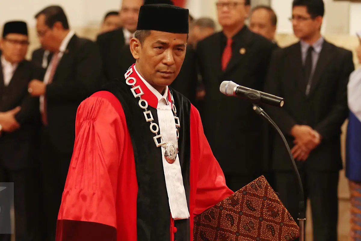 Hakim MK Saldi Isra. Dia mengatakan, MK akan melaporkan Denny Indrayana ke organisasi advokat.