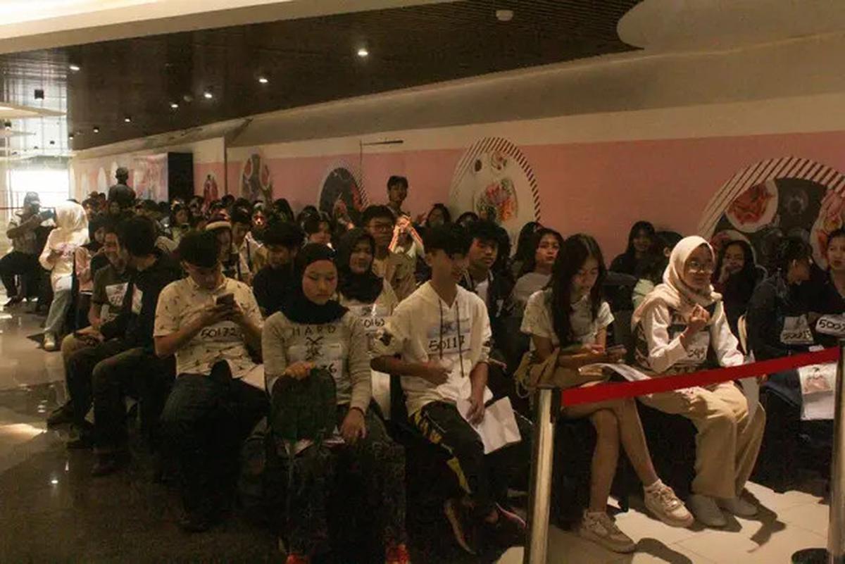 6 Potret Keseruan Audisi Asmara Gen Z Mencari Bintang WOW Bersama WOW Spageti di Jakarta
