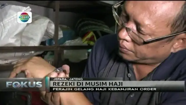 Musim Haji Tiba, Para Perajin Ini Raup Berkah 
