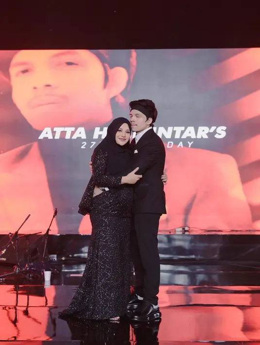 Ultah Atta Halilintar ke-27 (Instagram/aurelie.hermansyah)
