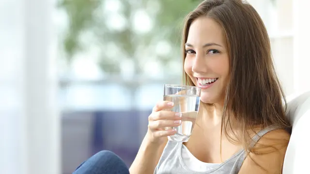 ilustrasi air putih/shutterstock