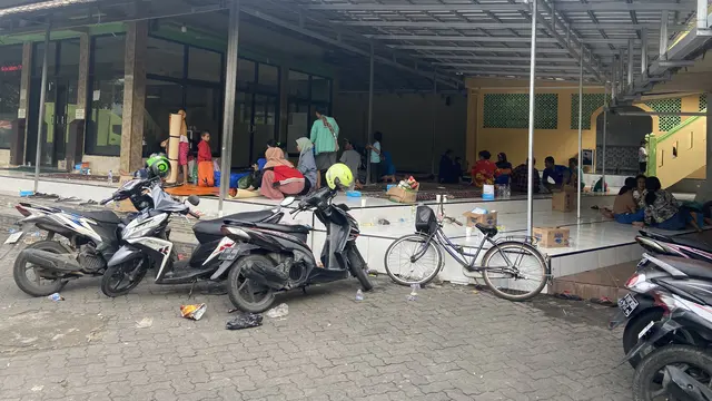 Warga Terdampak Kebakaran Depo Pertamina Plumpang Masih Mengungsi