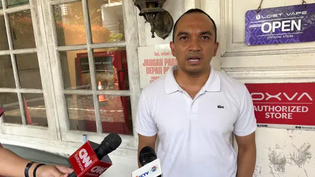 Helmi, Salah Satu Penghuni Indekos