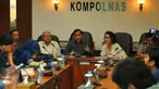 Panitia Seleksi Komisioner Kompolnas mengumumkan perpanjangan pendaftaran calon anggota Kompolnas di Jakarta, Senin (15/2). Masa penerimaan calon komisioner lembaga pengawas kepolisian itu diperpanjang hingga 29 Februari 2016. (Liputan6.com/Faisal R Syam)