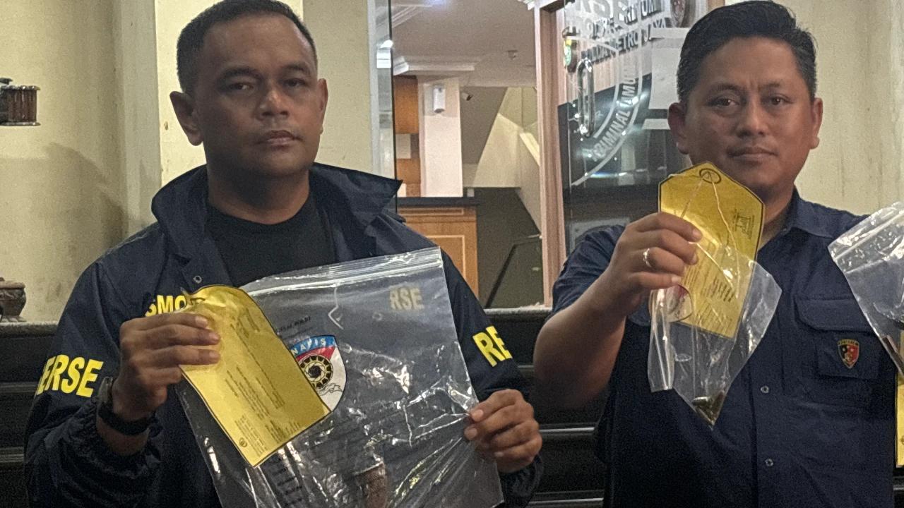 Begal Bawa Senjata Api Dilumpuhkan di Pasar Rebo, Penangkapan Berlangsung Tegang