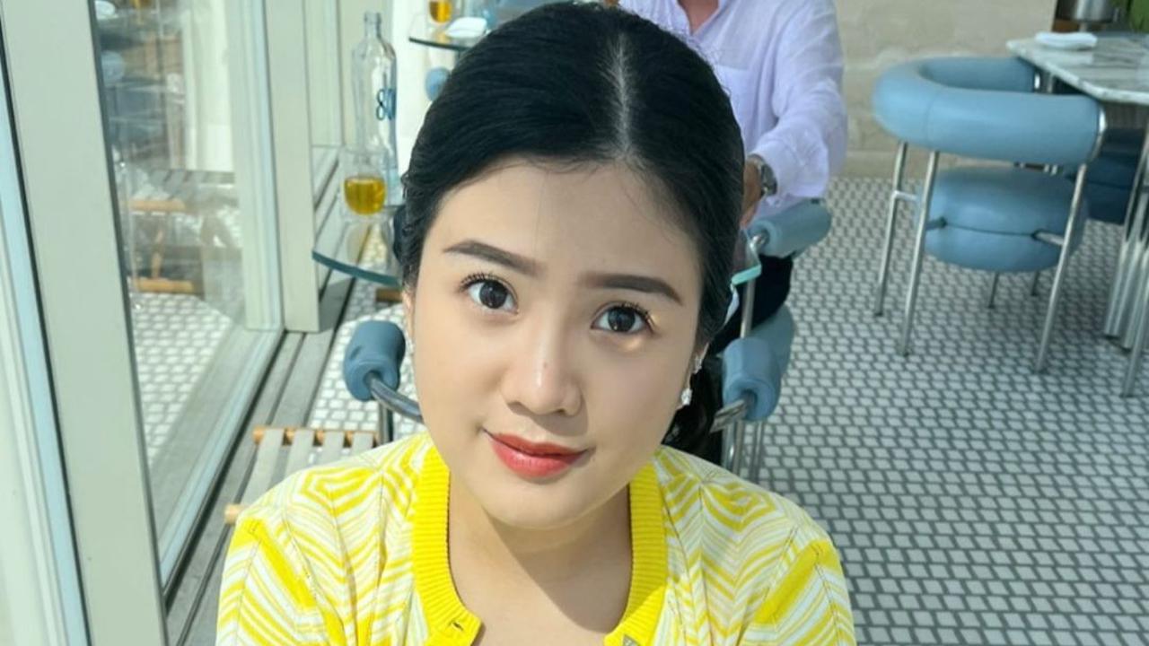 Penampilan Valencia Tanoe tak luput dari perhatian netizen. Potret bumil dipuji makin cantik.<br>