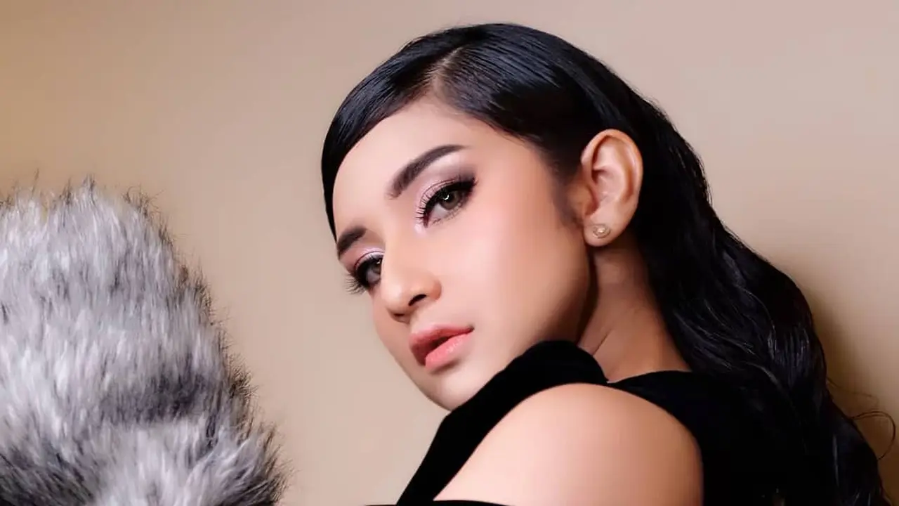 Masih Single, Ini 7 Potret Bianca Liza yang Mengaku Tolak Pria Kaya Raya