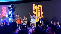 Kahitna dan Feel Koplo Ciptakan Momen Bebas Stres dan Penuh Cinta di AXAleration Concert 2025!