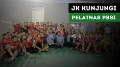 Wakil Presiden Republik Indonesia, Jusuf Kalla, mengunjungi pelatnas bulutangkis PBSI di Cipayung.