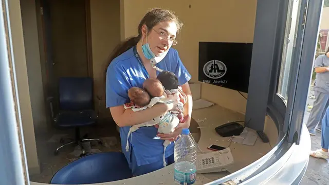 Kisah Perawat yang Selamatkan Bayi Baru Lahir dari Ledakan di Beirut Ini Bikin Haru