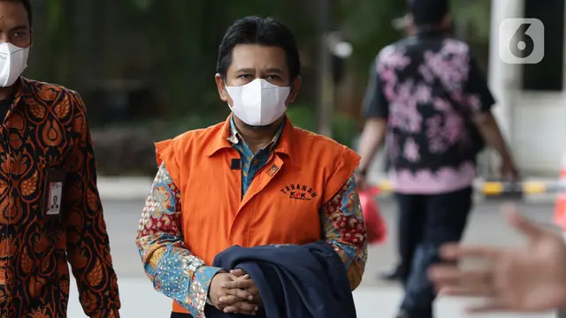 Pemeriksaan Tersangka Suap Pajak Jalan Tol Solo - Kertosuro