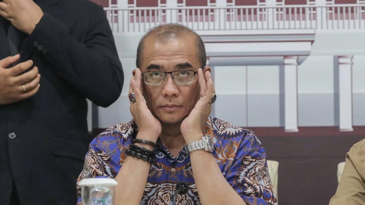 "Yang bicara adalah saat debat capres, capres yang bicara. Saat cawapres, cawapres yang bicara. Debat pertama itu nanti adalah porsinya untuk debat capres, calon presiden." <br>