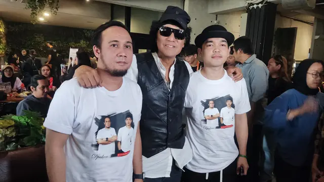 D’paken berkolaborasi dengan penyanyi senior Ikang Fawzi