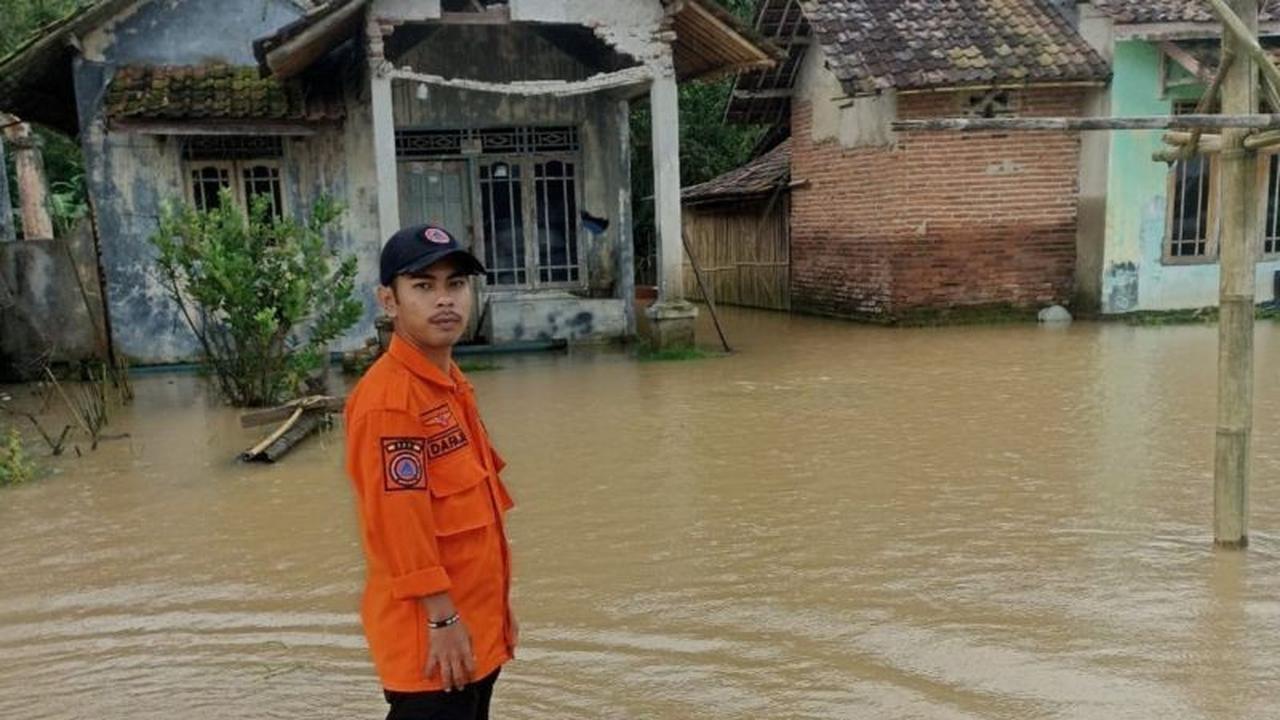 Banjir Kabupaten Serang Banten Rendam Empat Kecamatan, Ratusan KK Terdampak