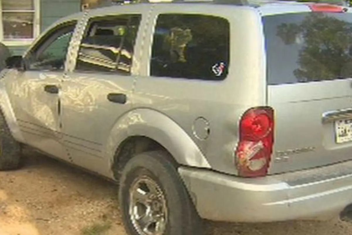 Maling yang Memperbaiki Mobil Korban