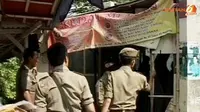 [VIDEO] Melanggar Perda, Lapak di Kali Sunter Dibongkar Paksa