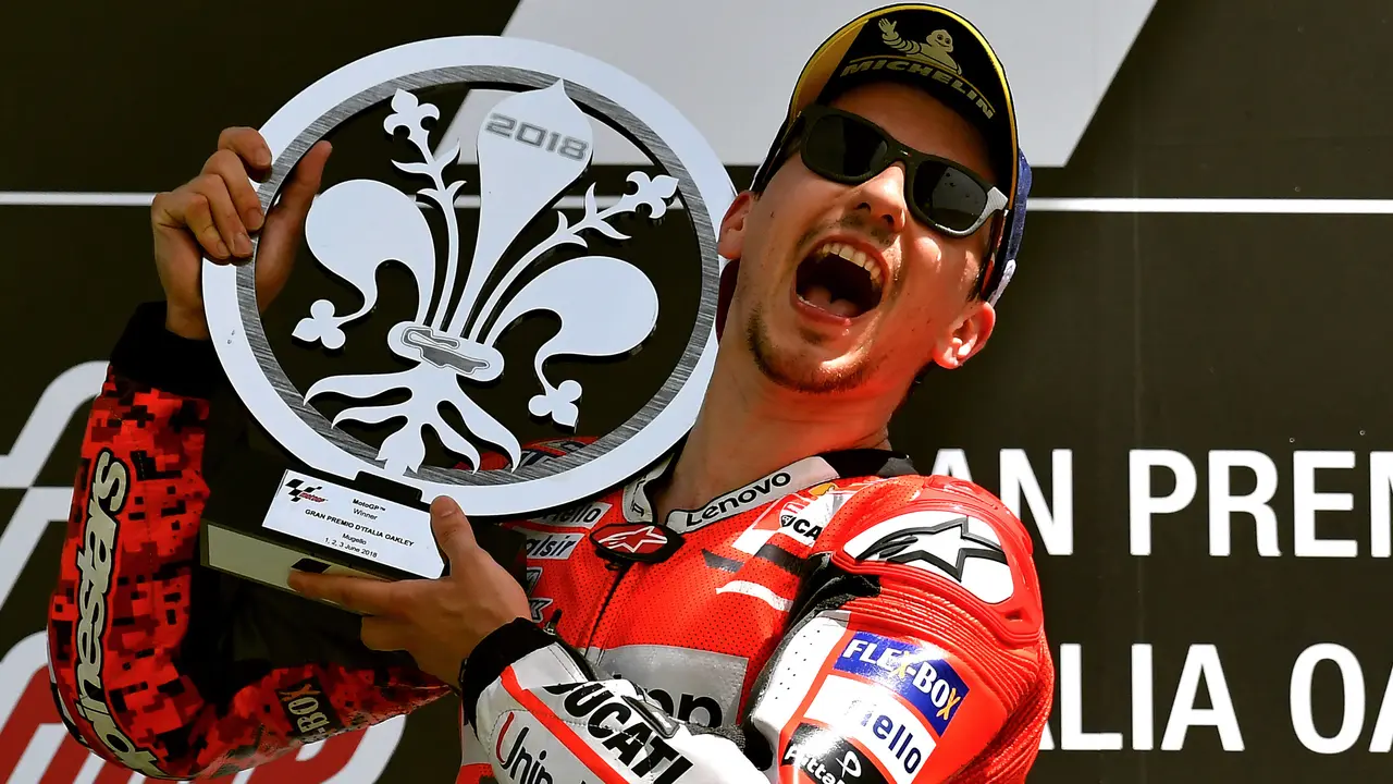 Menang MotoGP Italia, Jorge Lorenzo Taklukkan Valentino Rossi