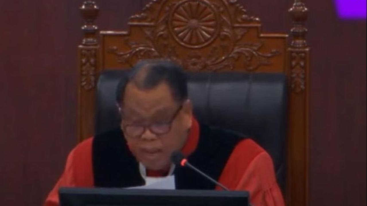 Nampak, Termohon dari meja KPU tak ada yang menjawab. Mendapati hal itu, Arief keheranan.