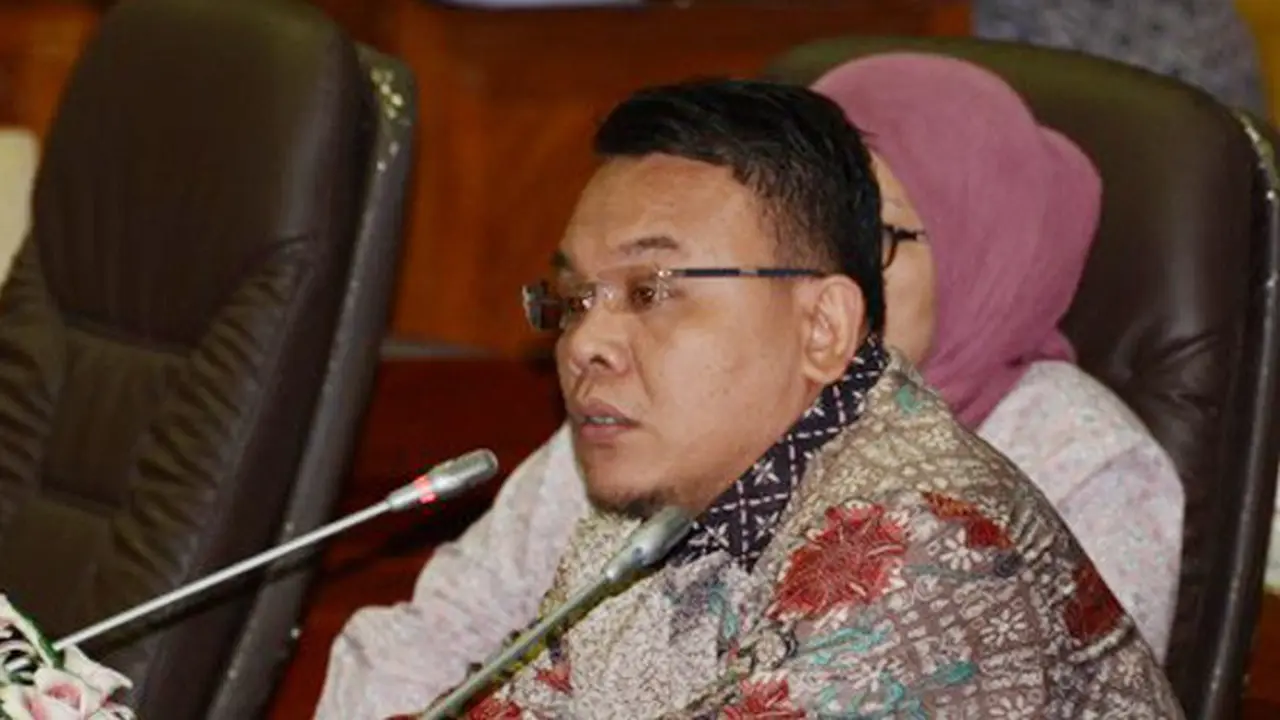 Komisi IX DPR RI mendesak pemerintah untuk melibatkan seluruh pemangku kepentingan dalam menyusun Rancangan Peraturan Pemerintah (RPP).