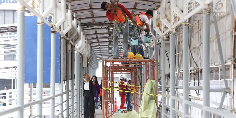 Tingkatkan Kenyamanan Pejalan Kaki, JPO di Jalan Sudirman Direvitalisasi