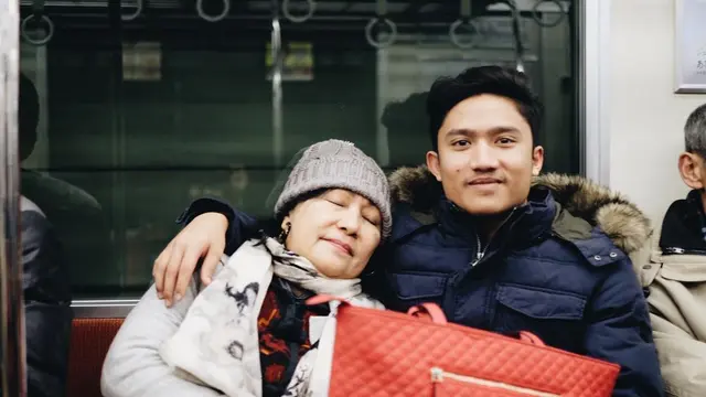 Potret Rizky Rizaldi, adik Febby Rastanty yang jarang terekspos.