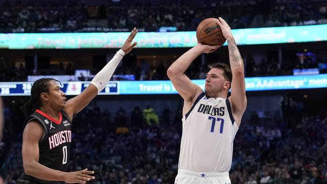Hasil NBA: Luka Doncic Triple Double Lagi, Mavericks Sikat Rockets