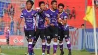Persik Kediri meraih kemenangan 1-0 menjamu Persida Sidoarjo di Stadion Brawijaya, Kediri, Selasa (25/7/2017). (Bola.com/Robby Firly)