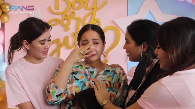 8 Momen Nagita Slavina Ungkap Jenis Kelamin Anak Kedua, Menangis Terharu