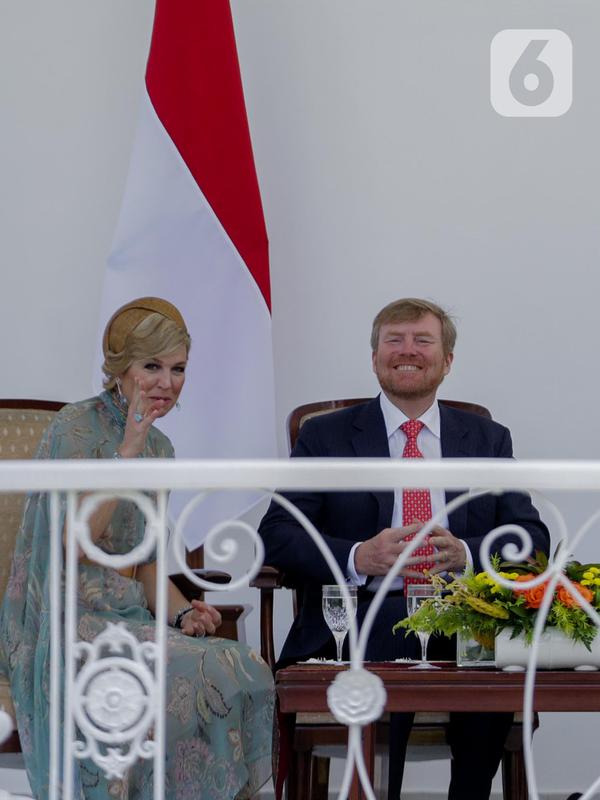 Raja Belanda Willem-Alexander dan Ratu Maxima Zorreguieta Cerruti saat kunjungan kenegaraan di beranda Istana Bogor, Selasa (10/3/2020). Raja dan Ratu diterima oleh Presiden Joko Widodo dan Ibu Negara Iriana . (Liputan6.com/Faizal Fanani)