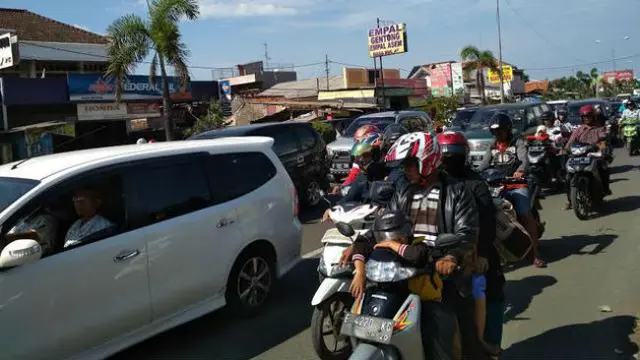 Cirebon Titik Jenuh Saat Mudik, 27 Kantor Polsek Jadi Rest Area