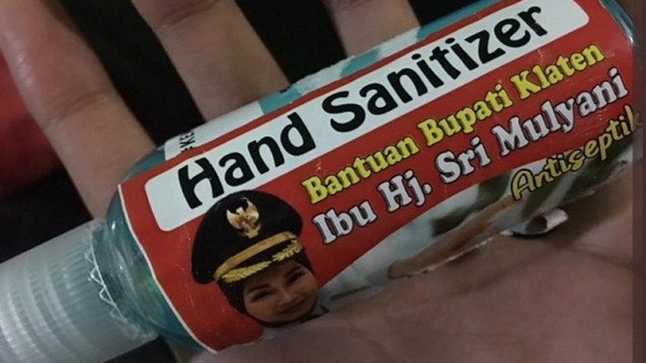 Hand Sanitizer berstiker Bupati Klaten (Foto: Solopos.com)