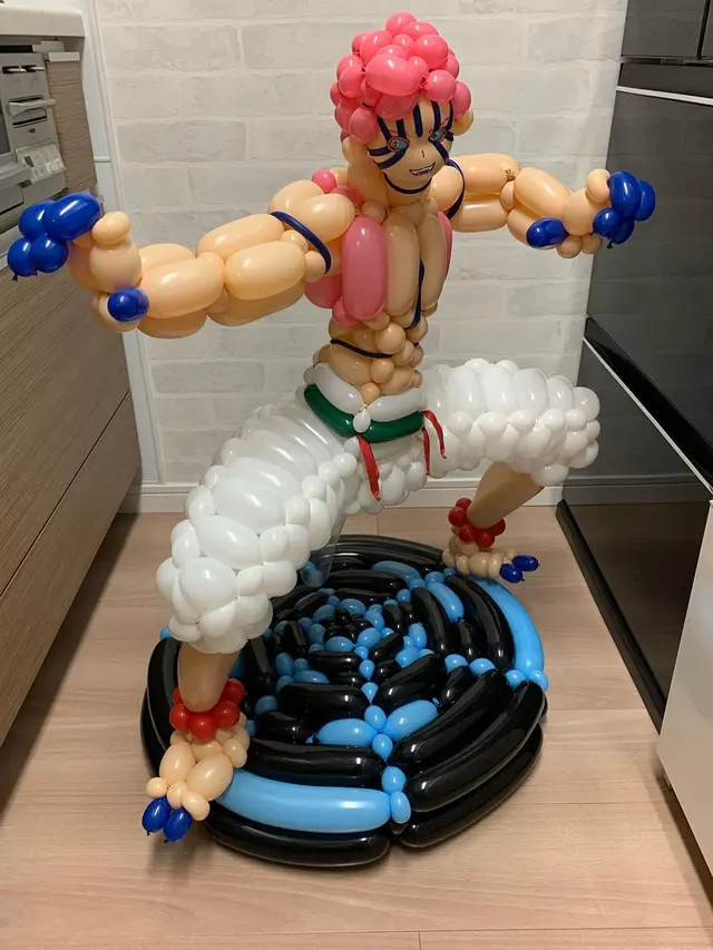 Seniman Ini Bikin Karakter Anime Pakai Balon, 6 Hasilnya Keren