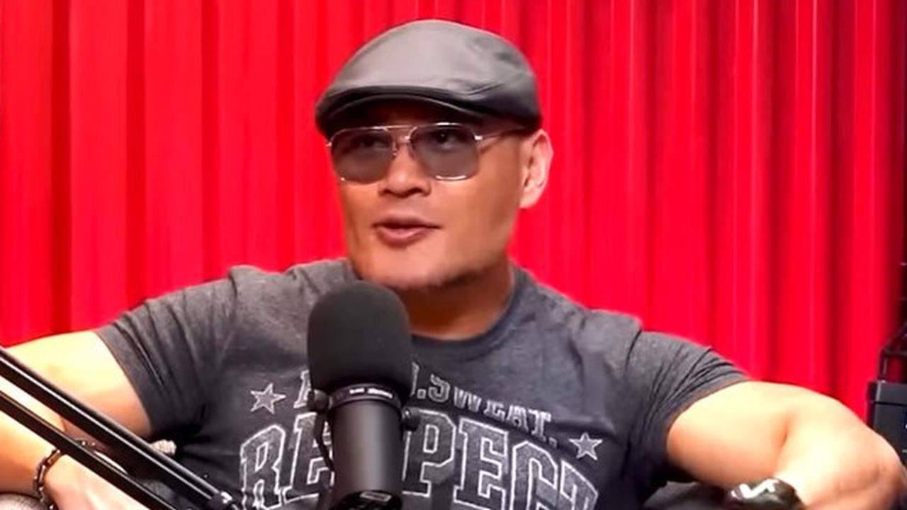 Deddy Corbuzier operasi dagu (YouTube/Deddy Corbuzier)