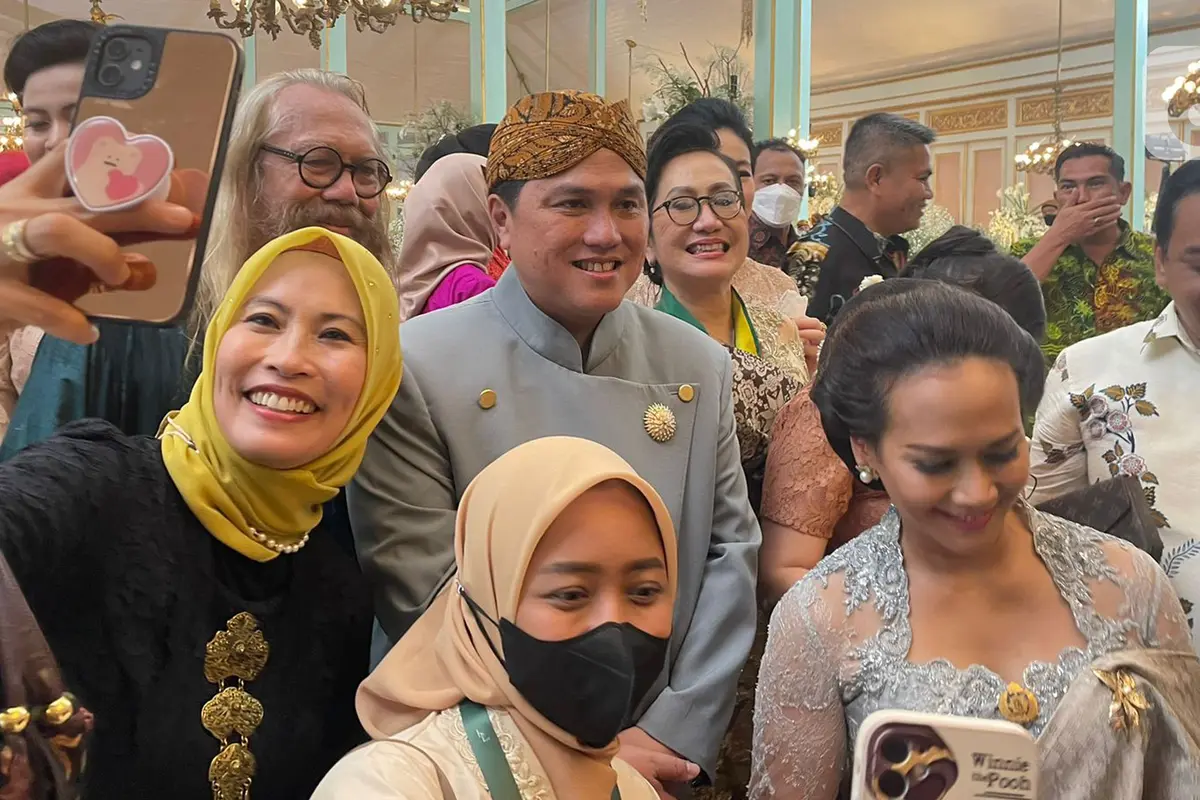 Tamu Antre Salaman dengan Kaesang-Erina