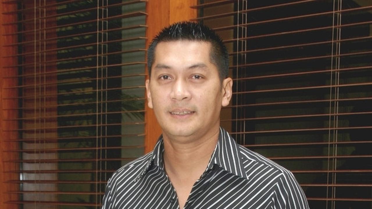 Potret Jadul Donny Kesuma yang Ganteng dan Macho Abis, Kini Terbarung di ICU Karena Serangan Jantung