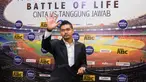 Pesepak bola Bambang Pamungkas usai menjadi motivator dalam acara Battle of Life di Usmar Ismail Hall, Jakarta, Kamis (28/4/2016). (Bola.com/Vitalis Yogi Trisna)