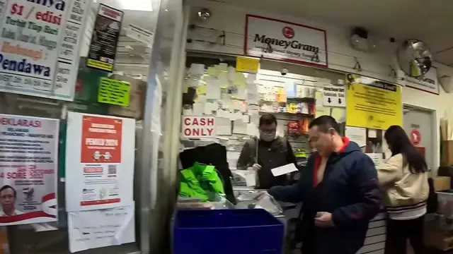 Sebuah toko serba ada di kampung Indonesia yang berlokasi di Philadelphia, Amerika Serikat