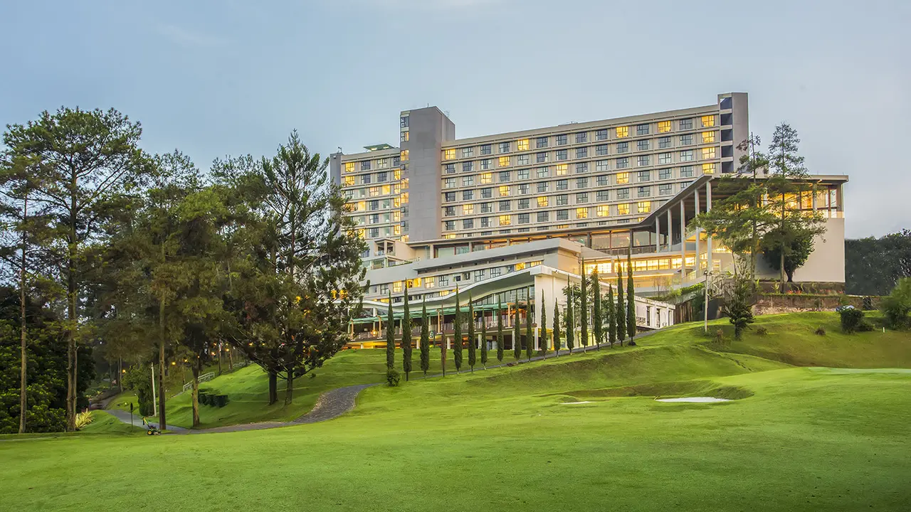 Natal dan tahun baru di hotel Bandung