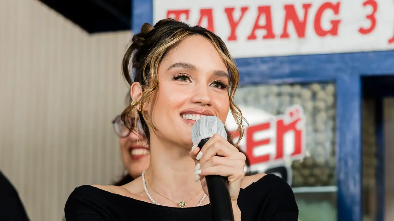 Cinta Laura