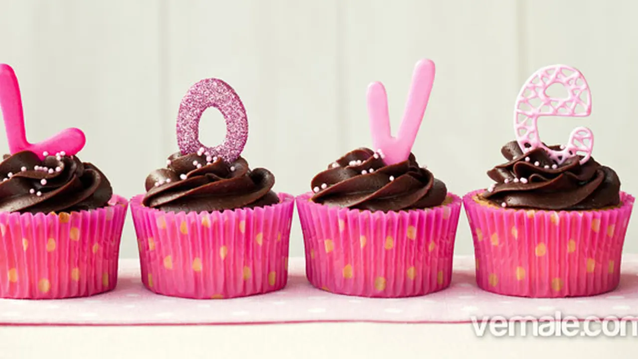 (c) shutterstock