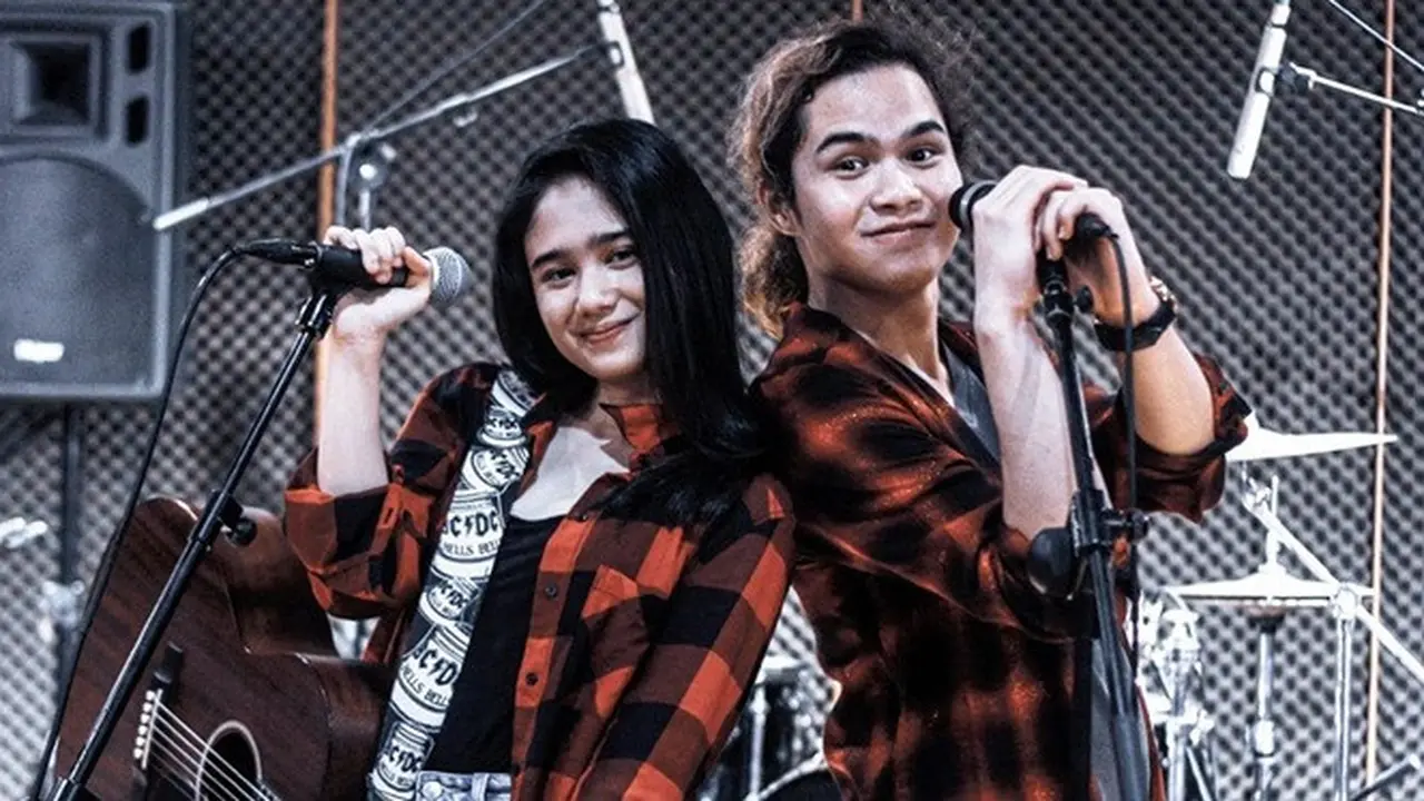 Kembali Berkolaborasi, Ini 7 Potret Kebersamaan Tissa Biani dan Dul Jaelani