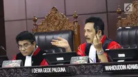 Ketua Hakim Mahkamah Konstitusi I Dewa Gede Palguna saat sidang uji UU BUMN di Jakarta, Senin (5/3). MK mengelar sidang pengujian UU No 19 tahun 2003 tentang Badan Usaha Milik Negara dengan agenda pemeriksaan pendahuluan. (Liputan6.com/Angga Yuniar)