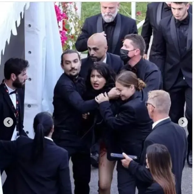Aksi Wanita Bugil di Festival Film Cannes, Protes Kekerasan Seksual dan Perang di Ukraina