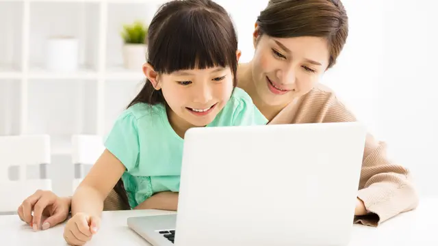 Liburan Virtual Seru Bareng Buah Hati Tercinta dari Rumah